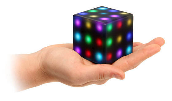 f15a_princip_interactive_led_futuro_cube